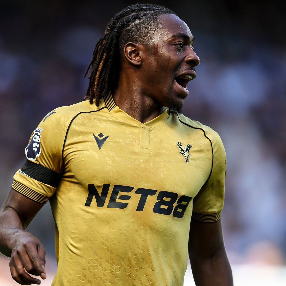 记者:热刺与水晶宫达成原则性协议,即将签下埃泽